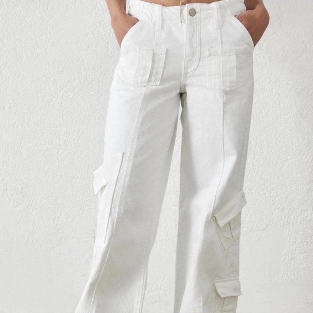 BDG White Wide-Leg Cargo Pants